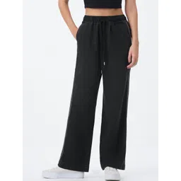 The Souled Store Women Straight Fit High-Rise Light Fade with Side Stripe Jeans-picture-10