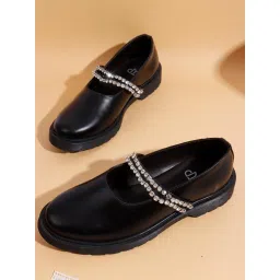 The White Pole Black Embellished Trendy Flat Loafers for Women-picture-22