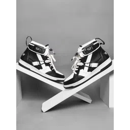 THE WHITE POLE Men Colourblocked Round Toe Memory Foam Lightweight Sneakers-picture-31