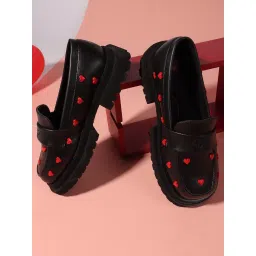 The White Pole Women's Black Casual Loafers image 1