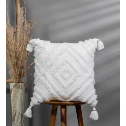 thegasbh White Cotton Tufted Cushion Covers (Pack Of 5)-picture-13