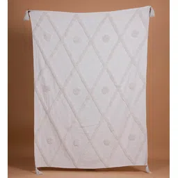 thegasbh White Cotton Hand Tufted 70X52 Inches Throw image 3