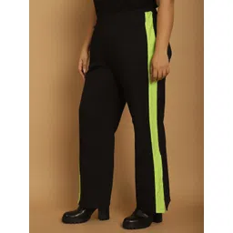 theRebelinme Plus Size  Women Relaxed Straight Fit High-Rise Easy Wash Parallel Trousers image 4