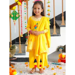 Thread & Button Girls Printed Regular Kurta with Trousers & With Dupatta-picture-29