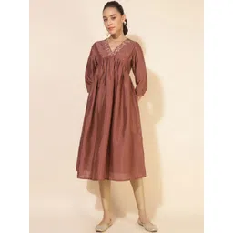 THREAD BOX Women Embellished Gotta Patti Kurta-picture-34