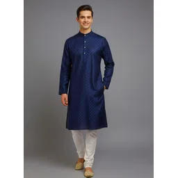 Men Solid Cotton Blend Straight Kurta-image-3