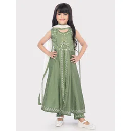 Tiny Kingdom Girls Floral Embroidered Kurta With Trousers & Dupatta-picture-32