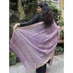 Tisser Women Zari Lining Kosa Silk Dupatta-picture-10