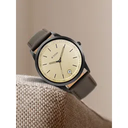 Titan Men Gold-Toned Analogue Watch - 1806NL02-picture-27