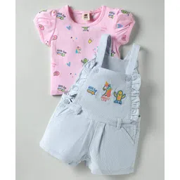 ToffyHouse Knitted Half Sleeves T-Shirt Dungaree Set with Hug Me Text Print & Embroidery - Light Blue & Pink-picture-29
