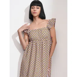 Tokyo Talkies Checked Ruffled Peplum Dress-picture-18