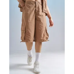 tokyo talkies Solid Women Brown Cargo Shorts-picture-27