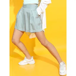 Tokyo Talkies Women Olive Solid Green Shorts image 1