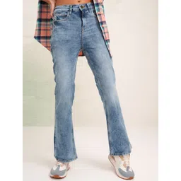 tokyo talkies Women Straight Fit Mid Rise Light Blue Jeans-picture-25