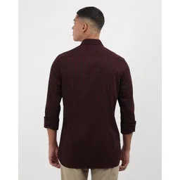 tommy hilfiger Men Striped Slim Fit Shirt with Cutaway Collar image 4