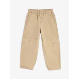 Tommy Hilfiger Europe Boys Pure Cotton Regular Fit Mid-Rise Joggers-picture-13