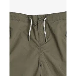 Tommy Hilfiger Europe Boys Pure Cotton Relaxed-Fit Mid-Rise Joggers image 3