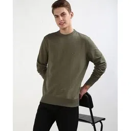 tommy hilfiger Men Essential Regular Fit Crew-Neck Sweatshirt-picture-11