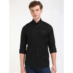 Tommy Hilfiger Men Slim Fit Button-Down Collar Solid Cotton Casual Shirt-picture-37