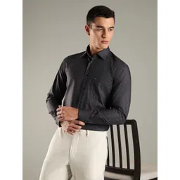 Tommy Hilfiger Men Slim Fit Solid Spread Collar Pure Cotton Formal Shirt-picture-42