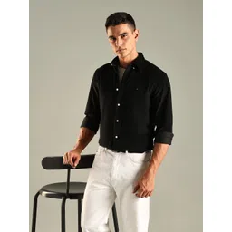 Tommy Hilfiger Men Solid Spread Collar Cotton Casual Shirt-picture-28