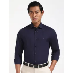 Tommy Hilfiger Men Spread Collar Solid Cotton Slim Fit Formal Shirt-picture-25