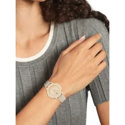 Tommy Hilfiger TH1782602 Analog Watch for Women image 4