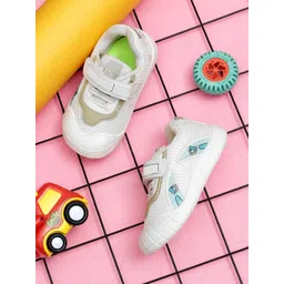 TOMSY CHOICE Kids Printed Round Toe Sneakers-picture-11