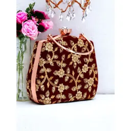 Toobacraft Embellished Box Clutch-picture-36