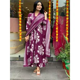 TOOCHKI Women Floral Printed Regular Kurta with Trousers & Dupatta-picture-19