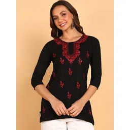 TOP N THREAD Floral Embroidered Chikankari Chikankari Kurti-picture-14