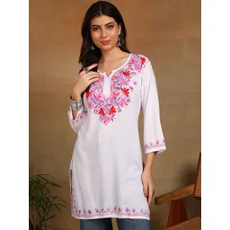 TOP N THREAD Women V-Neck Floral Embroidered Kashimiri Aari Work Kurti-picture-24