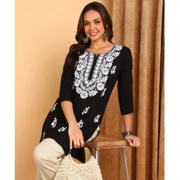 top n thread Women Chikan Embroidery, Embroidered, Self Design Viscose Rayon Straight Kurta image 4