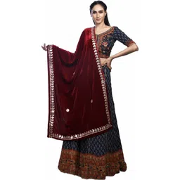 traditions bazaar Velvet Embroidered Maroon Women Dupatta-picture-38