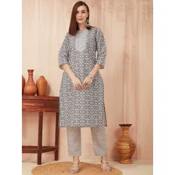 TRAHIMAM Women Printed Regular Kurti with Trousers-picture-15