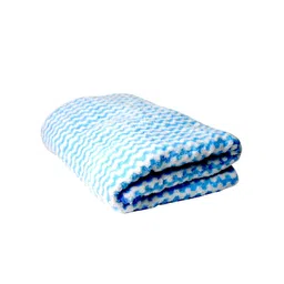 Tranquil square Sky-Blue & White Striped 650 GSM Cotton Bath Towel image 5