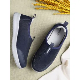 trase Shalt Walking Shoes For Women-picture-10