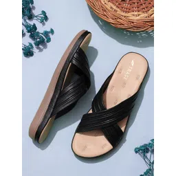 TRASE Women Open Toe Flats-picture-37