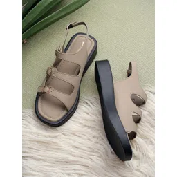 TRASE Women Open Toe Flats with Buckles-picture-18