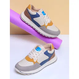 TRASE Women Sneakers-picture-19