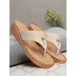 trase Women Wedges Sandal-picture-14