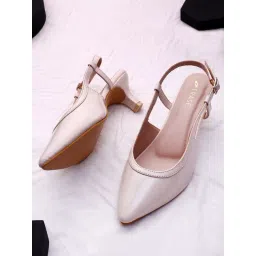 Trase Women's Beige Back Strap Sandals-picture-21