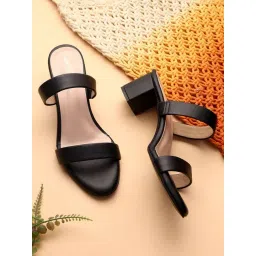 Trase Women's Black Casual Sandals-picture-39