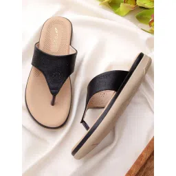 Trase Women's Black Thong Sandals-picture-14