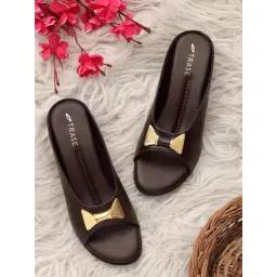 Trase Women's Brown Casual Wedges-picture-33