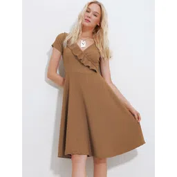 Trend Alacati stili Solid V-Neck Ruffles Detail Wrap Dress-picture-23