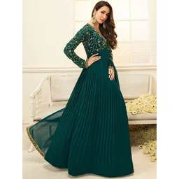 Trendmalls Women Embroidered Regular Sequinned Kurta with Trousers & With Dupatta-picture-17