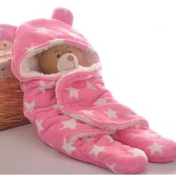 trendy home decor Abstract Crib Hooded Baby Blanket forMild Winter-picture-15