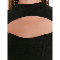 Trendyol Black Solid Cutout Bodysuit image 3