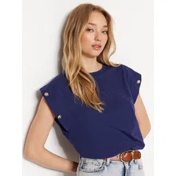 Trendyol Extended Sleeves Round Neck Cotton T-shirt-picture-31